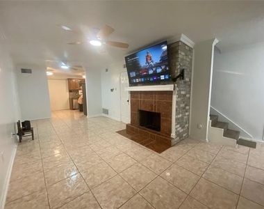 3420 Hidalgo Drive - Photo Thumbnail 3
