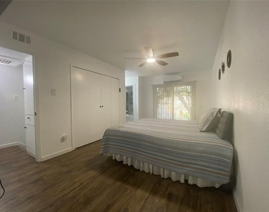 3420 Hidalgo Drive - Photo Thumbnail 19