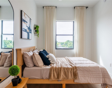 2701 Sw 4th Place - Photo Thumbnail 7
