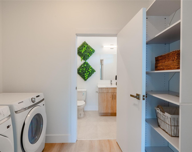 2701 Sw 4th Place - Photo Thumbnail 9
