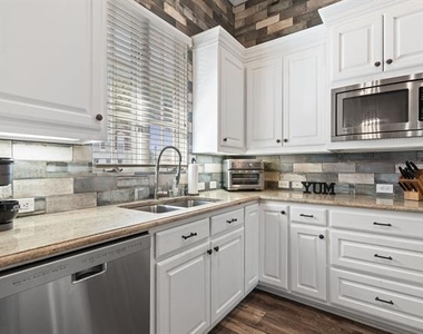 8444 Library Street - Photo Thumbnail 12