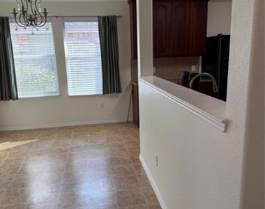 4709 Redbud Drive - Photo Thumbnail 3