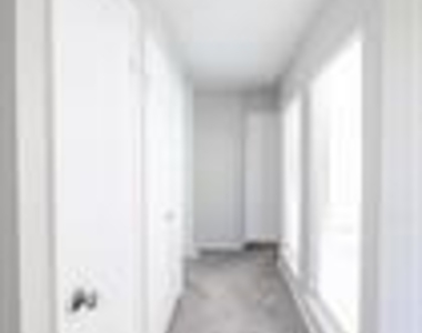 8900 N Shannon Avenue - Photo Thumbnail 8