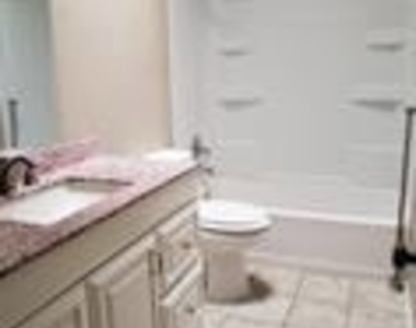 8900 N Shannon Avenue - Photo Thumbnail 18