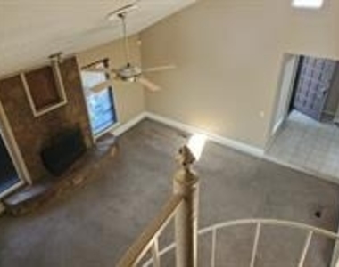 8900 N Shannon Avenue - Photo Thumbnail 15