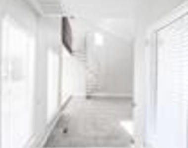 8900 N Shannon Avenue - Photo Thumbnail 14