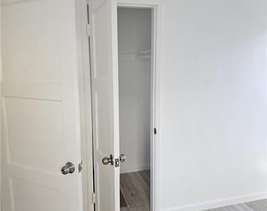 1310 W 89th Street - Photo Thumbnail 14