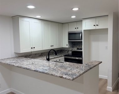 23551 Avenida La Caza #129 - Photo Thumbnail 10