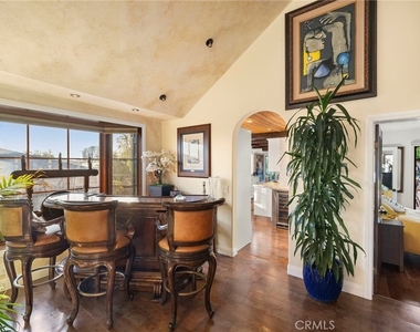 486 Holly Street - Photo Thumbnail 8