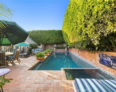 486 Holly Street - Photo Thumbnail 14