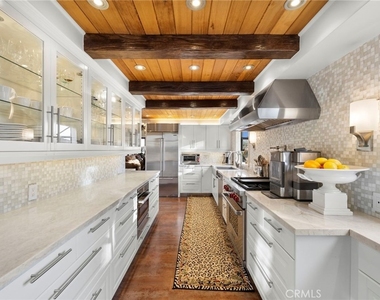486 Holly Street - Photo Thumbnail 6