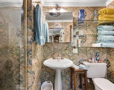 486 Holly Street - Photo Thumbnail 13
