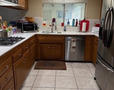 1502 Mariposa - Photo Thumbnail 1