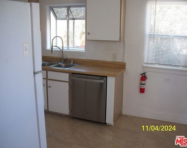 4354 Coolidge Avenue - Photo Thumbnail 42