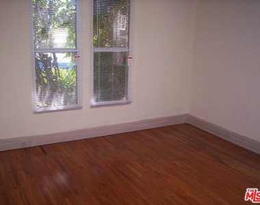 4354 Coolidge Avenue - Photo Thumbnail 29