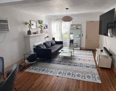 4354 Coolidge Avenue - Photo Thumbnail 6