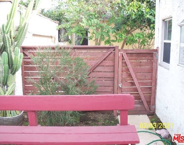 4354 Coolidge Avenue - Photo Thumbnail 15