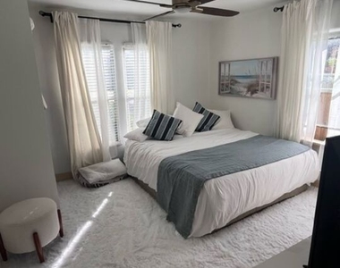 4354 Coolidge Avenue - Photo Thumbnail 9