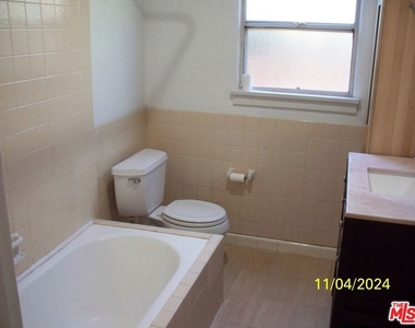 4354 Coolidge Avenue - Photo Thumbnail 51