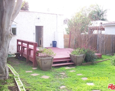 4354 Coolidge Avenue - Photo Thumbnail 19