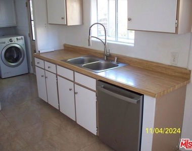 4354 Coolidge Avenue - Photo Thumbnail 43