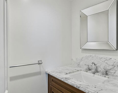 18133 Wakecrest Drive - Photo Thumbnail 40