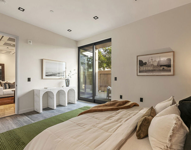 1021 N Ogden Drive - Photo Thumbnail 15