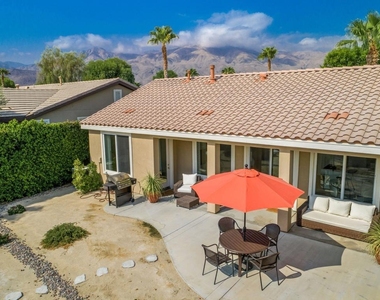 60224 Honeysuckle Street - Photo Thumbnail 3