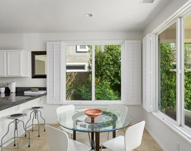 60224 Honeysuckle Street - Photo Thumbnail 11