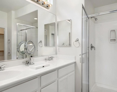 60224 Honeysuckle Street - Photo Thumbnail 24