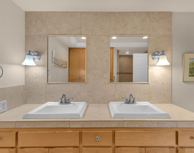 168 Camino Arroyo S - Photo Thumbnail 7