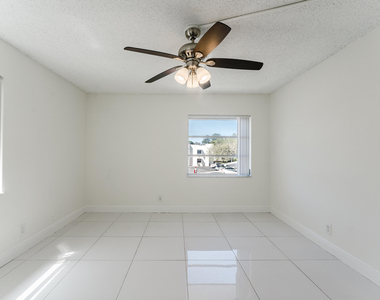 606 Nw 13th Street - Photo Thumbnail 16