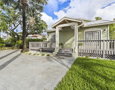 122 S Lake Drive - Photo Thumbnail 31