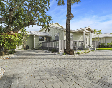 122 S Lake Drive - Photo Thumbnail 49