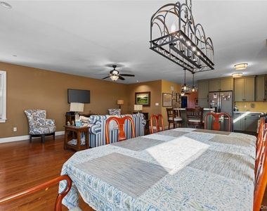 62 Delaware Avenue - Photo Thumbnail 9