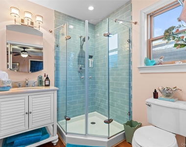 62 Delaware Avenue - Photo Thumbnail 12