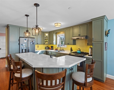 62 Delaware Avenue - Photo Thumbnail 6