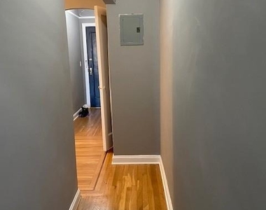 300 Main Street - Photo Thumbnail 14