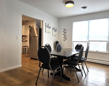 90 West Market - Photo Thumbnail 8
