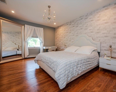 525 Rocky Point Road - Photo Thumbnail 19