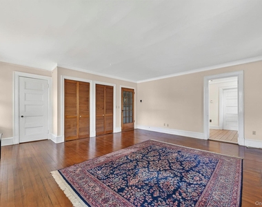 27 Webb Lane - Photo Thumbnail 9