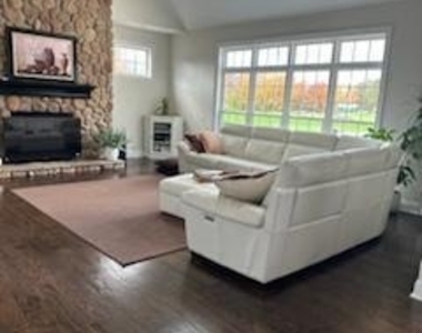 209 Samuel Court - Photo Thumbnail 18