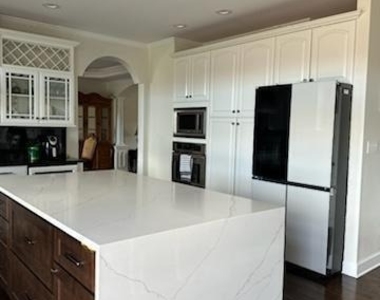209 Samuel Court - Photo Thumbnail 27