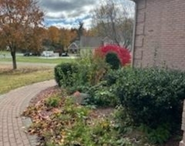 209 Samuel Court - Photo Thumbnail 56