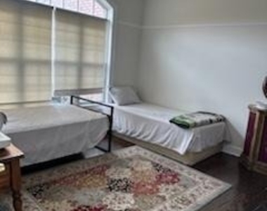 209 Samuel Court - Photo Thumbnail 14
