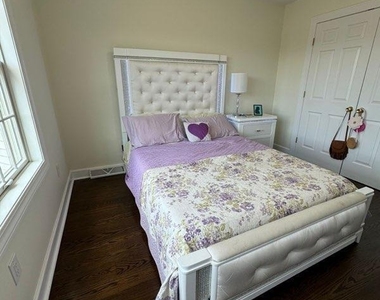 209 Samuel Court - Photo Thumbnail 49