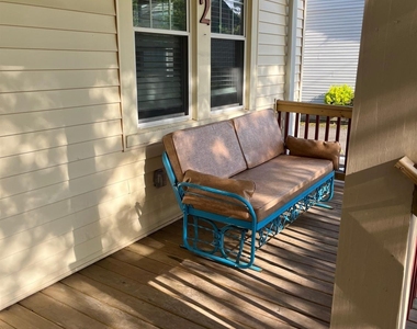 272 Lake Avenue - Photo Thumbnail 1
