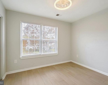 12672 Catawba Drive - Photo Thumbnail 22