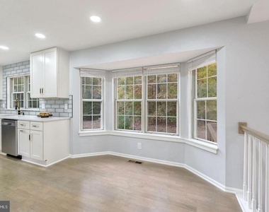 12672 Catawba Drive - Photo Thumbnail 8