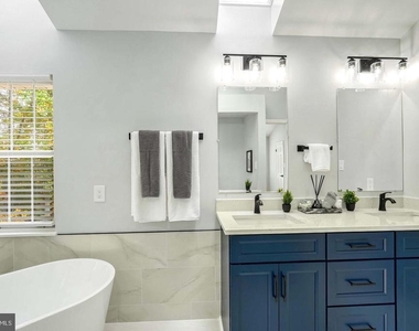 12672 Catawba Drive - Photo Thumbnail 17